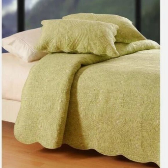 C&F Home Colonial Williamsburg Windsor Kiwi 100% Cotton Reversible TWIN Quilt - Picture 1 of 9